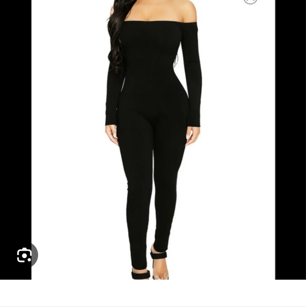 Off the shoulder long sleeve jumpsuit